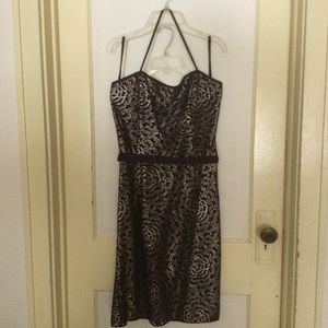 Women’s evening dress 8P-Beautiful black lace over creamy gold silk/like bodice.